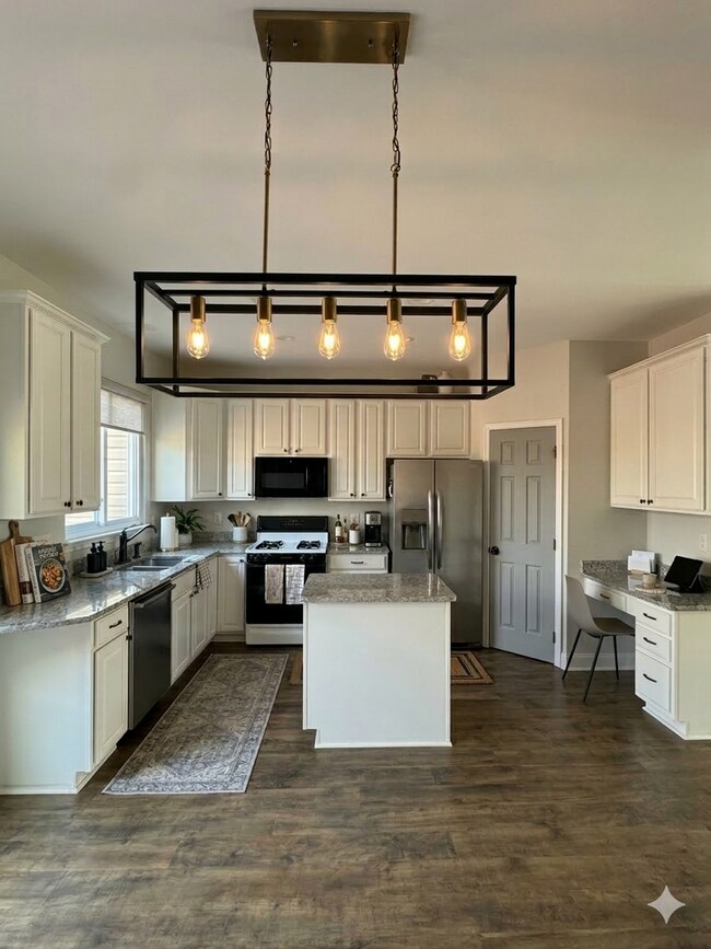 Building Photo - Well-Located 3BR, 2-Full, and 2-Half Bath Townhouse w/ One-Car Garage in Sterling, VA