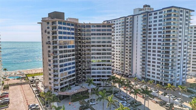 Building Photo - 3800 Galt Ocean Dr