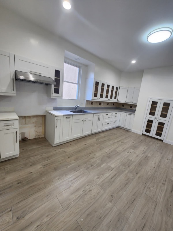 Building Photo - 9-08 150th St