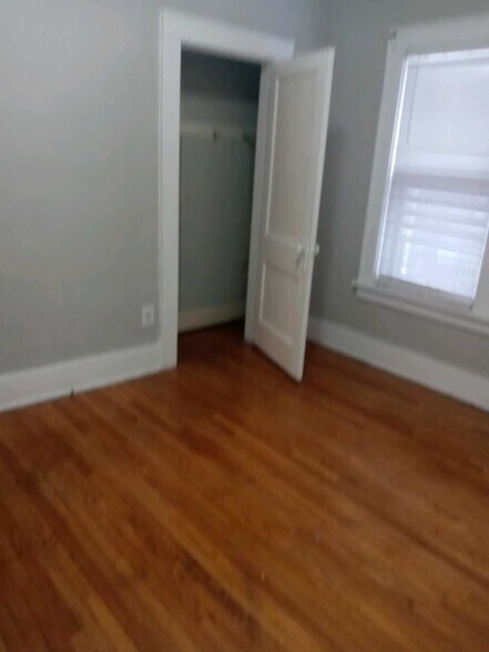 Building Photo - 440 W Cook St