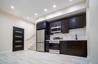 Building Photo - 9610 Dorrington Ave