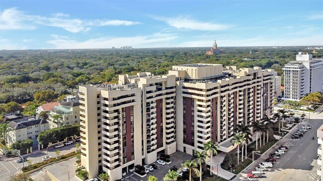 Building Photo - 600 Biltmore Way