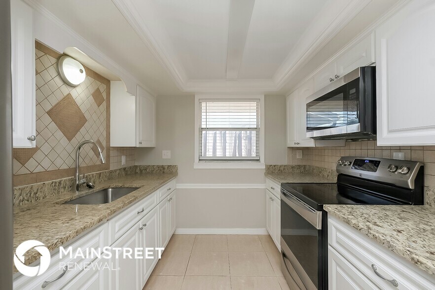 Building Photo - 7205 Moravian Dr