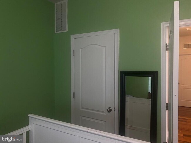Building Photo - 224 Ironwood Manor Dr