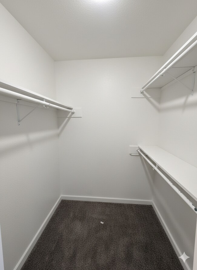 Building Photo - 210 Trellis Pl