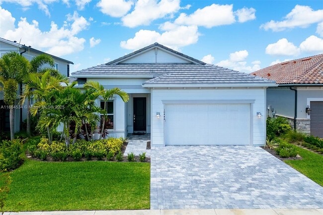 Primary Photo - 10444 Northbrook Cir