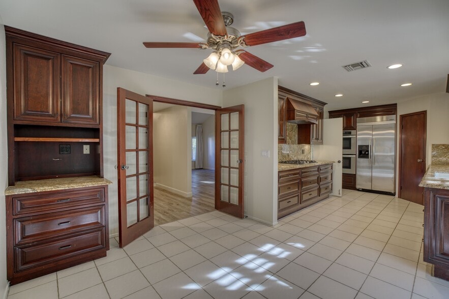 Building Photo - 19946 Turnberry Dr