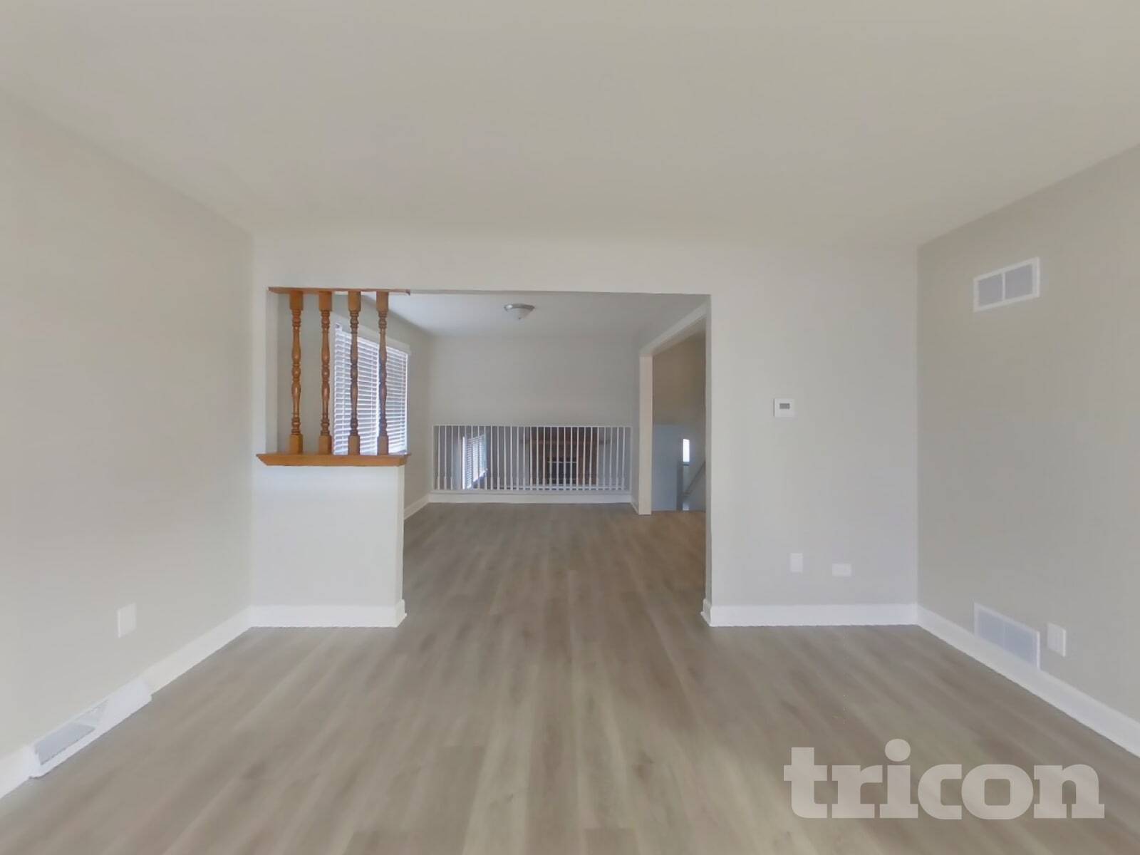 Building Photo - 11050 Parkside Ave