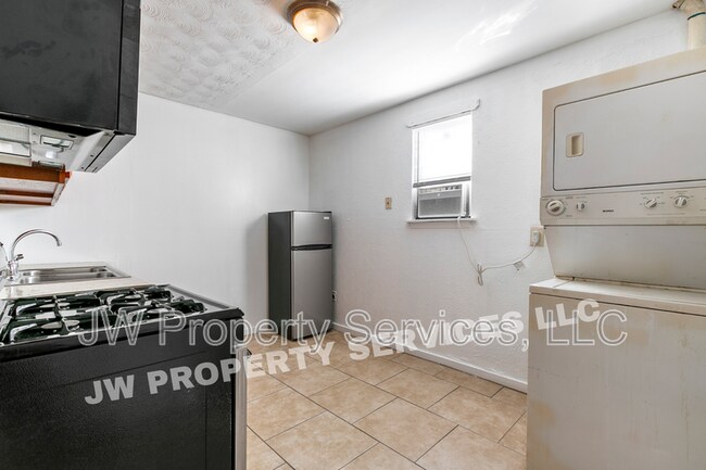 Building Photo - 2633 Governor Nicholls St