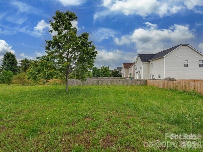 Building Photo - 5607 Fulton Ridge Dr