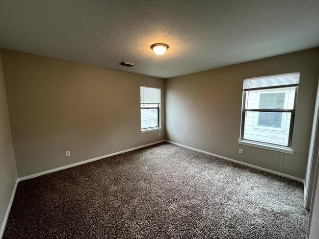 Building Photo - 6519 Mildenhall Ct
