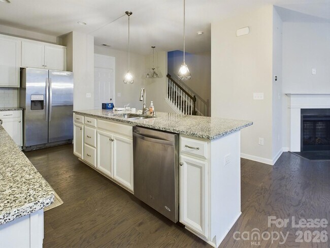 Building Photo - 6624 Berewick Commons Pkwy