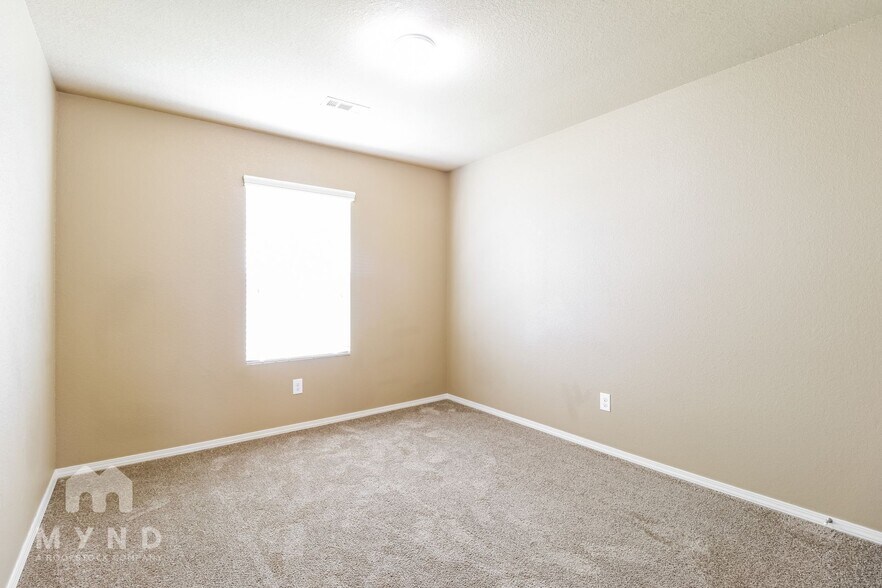 Building Photo - 12405 Solandra Cir