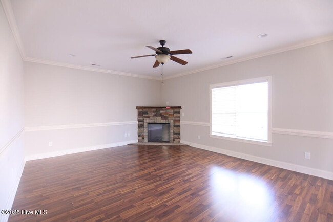 Building Photo - 1904 Leighton Dr