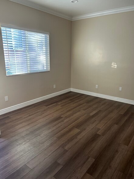 Building Photo - 4442 Delta St