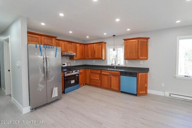 Building Photo - 1543 Coolbaugh Rd