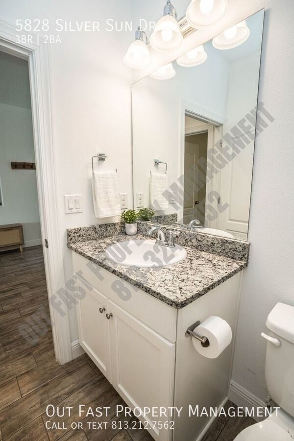 Building Photo - 5828 Silver Sun Dr