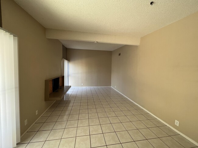 Building Photo - 1880 Caballero Way