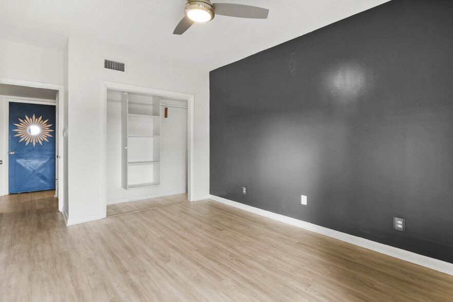 Primary bedroom door and closet - 5709 Lyons View Pike