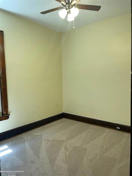 Building Photo - 3930 Trumbull
