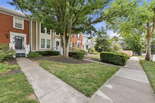 Building Photo - 1238 Michigan Ave