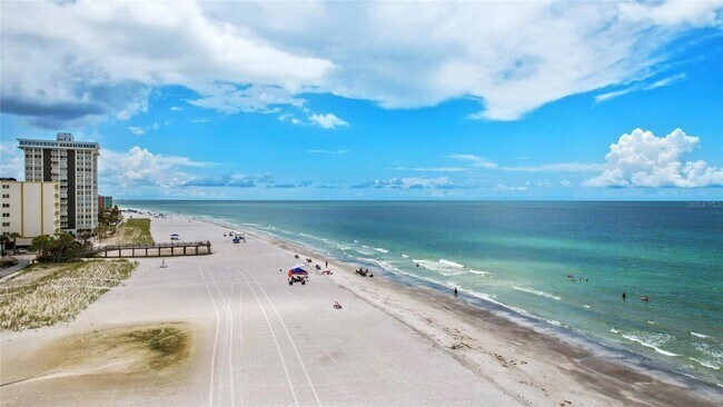 Building Photo - 17580 Gulf Blvd