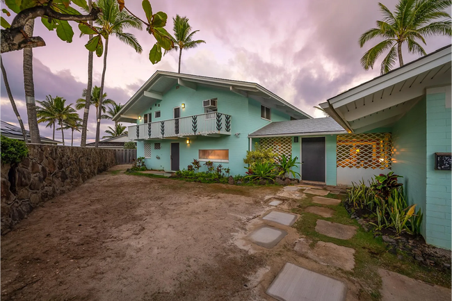 Building Photo - Amazing Fully Furnished Single-Family Two-Story Home Just One House from Kailua Beach – 6 Bedroom...