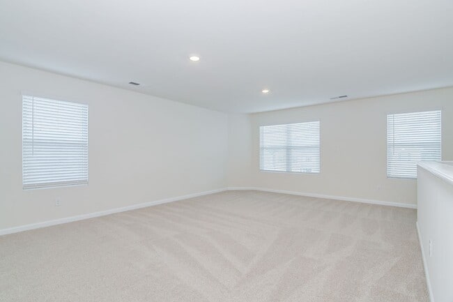 Building Photo - 1115 Sims Dr