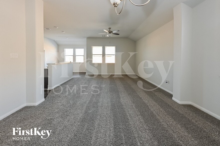 Building Photo - 26211 Cooperstown Wy