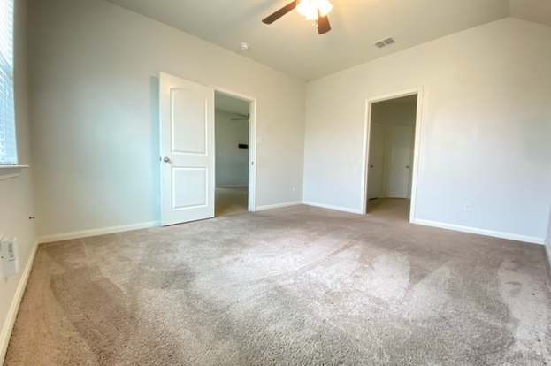 Building Photo - 7810 Creekshore Cove