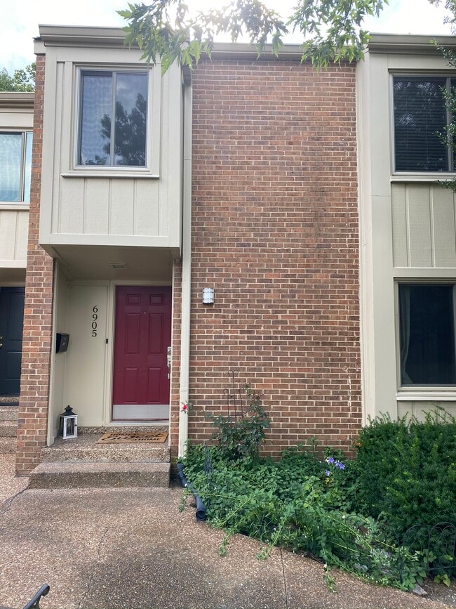 Primary Photo - 6905 Highland Park Dr