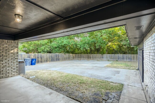 Building Photo - 4 br, 2 bath House - 11251 Mccree Road Sty...