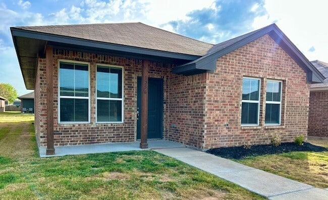 Building Photo - 1256 Trailside Dr