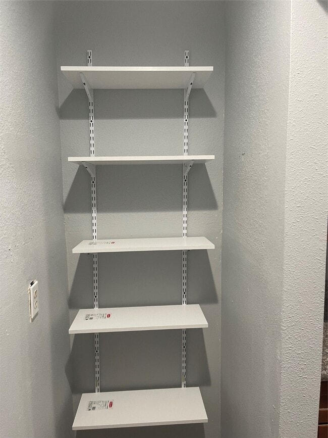 Building Photo - 10912 Gulf Fwy