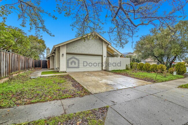 Primary Photo - 4035 Egret Ct