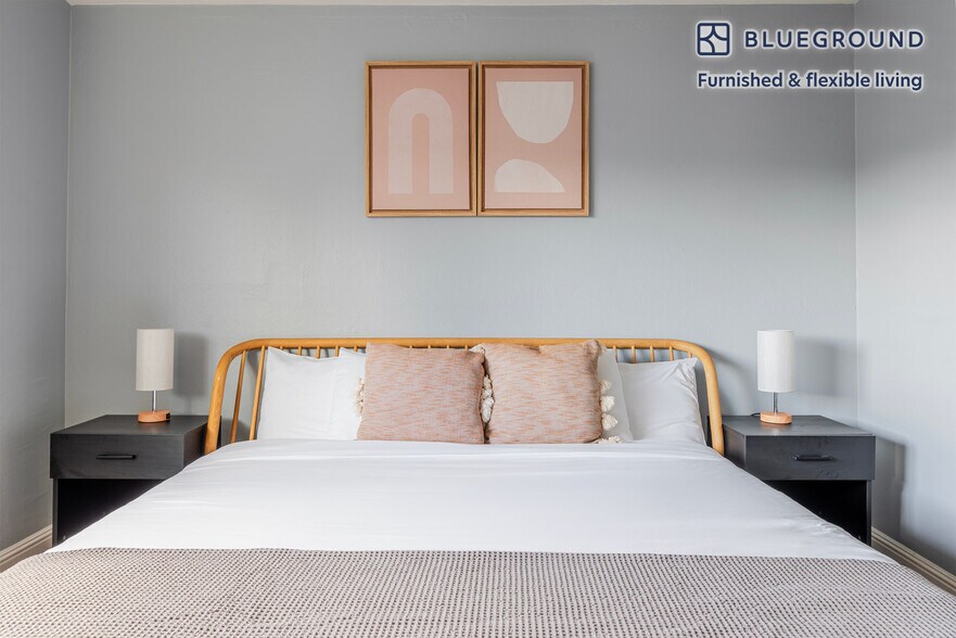 Building Photo - 235 Arlington Rd