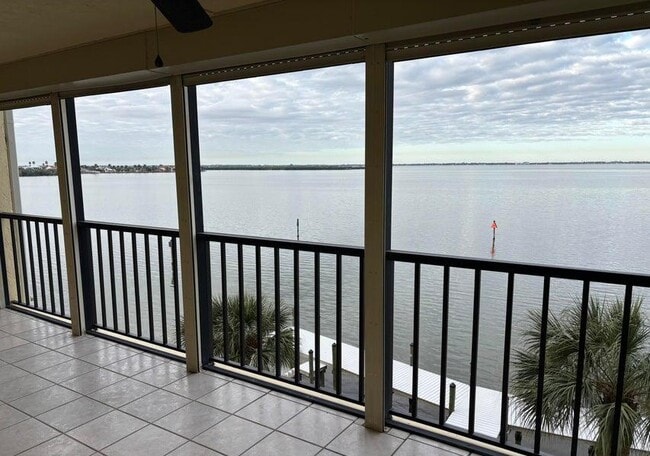 Building Photo - 190 Escambia Ln