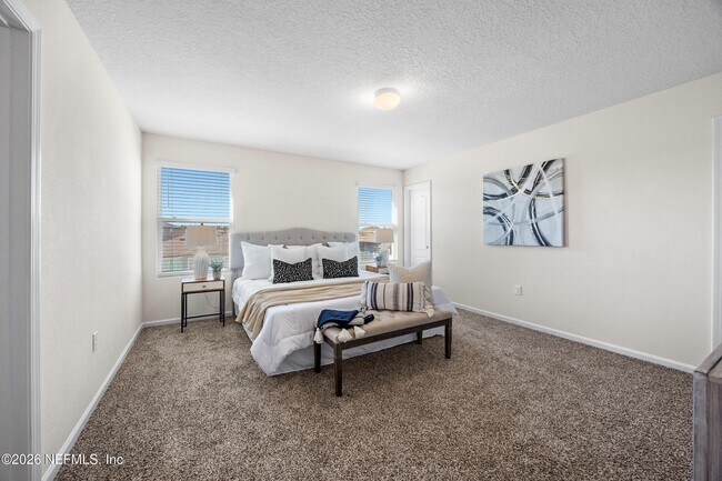 Building Photo - 2555 Oak Stream Dr