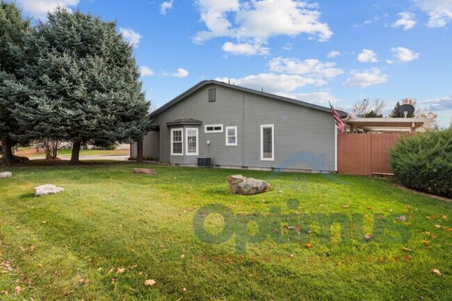 Building Photo - Prime Location & Modern Comfort – 2-Bed/2-Bath Home Ready for You