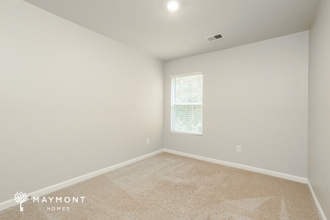Building Photo - 2170 River Park Ct