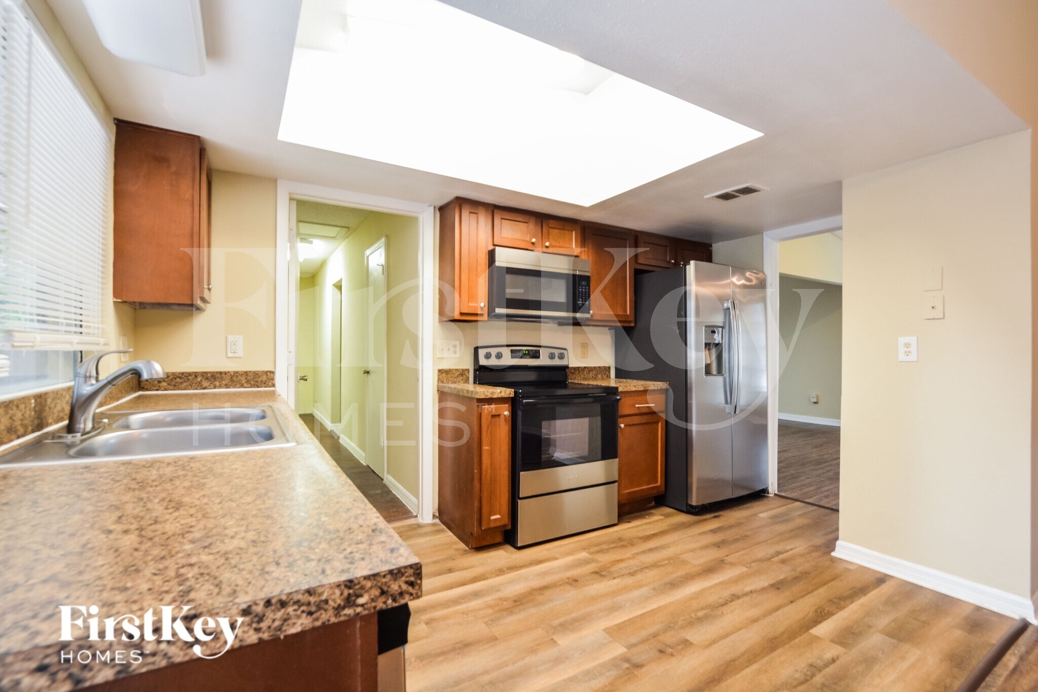 Building Photo - 2207 Pipestone Ct