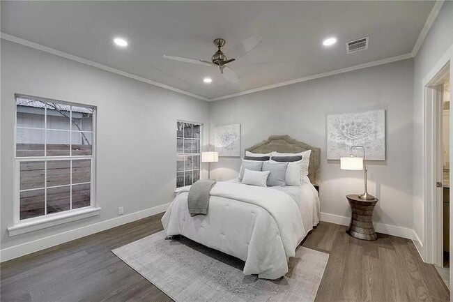 Building Photo - 1217 Eleanor St