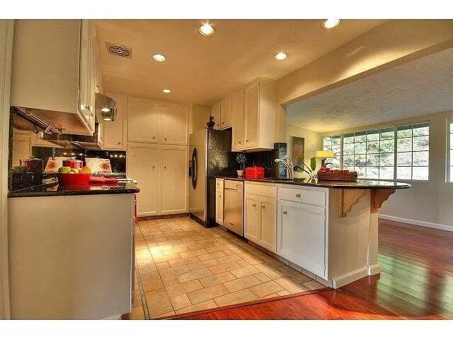 Building Photo - 3561 Sneath Ln
