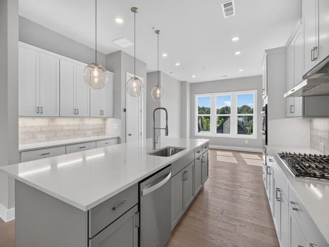 Building Photo - 1308 Koa Ct
