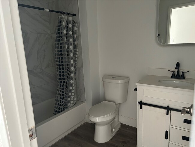 Building Photo - 6119 Dryad Dr