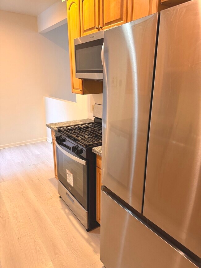 Building Photo - 4615 S Michigan Ave