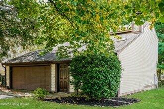 Building Photo - 2808 Six Mile Ln