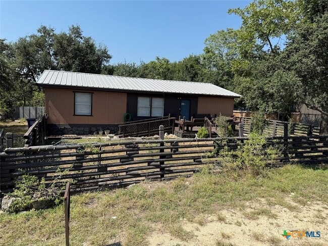 Primary Photo - 442 Buckhorn Dr