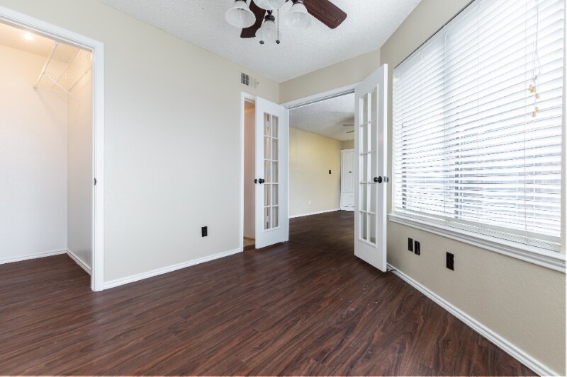 Building Photo - 1704 Baird Farm Cir