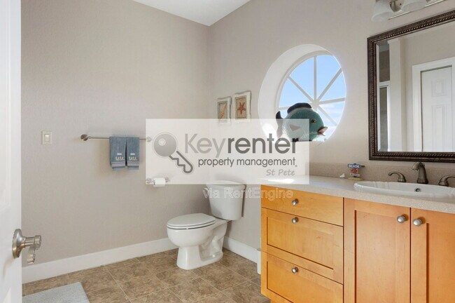 Building Photo - 130 164th Ave